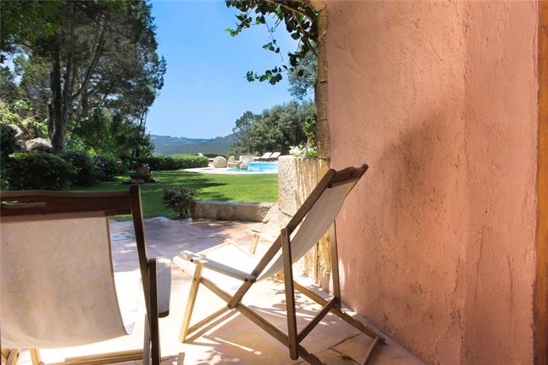 Sea-view villa in Sardinia, photograph 5