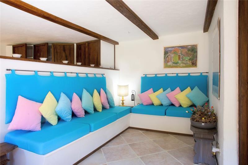 Sea-view villa in Sardinia, photograph 17