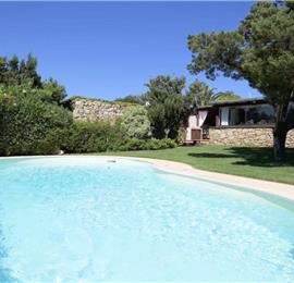 3 Bedroom Villa with Pool and Sea views in Porto Cervo Marina, Costa Smeralda, sleeps 5-6