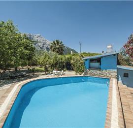 3 Bedroom Villa with Pool near Oliena, sleeps 6