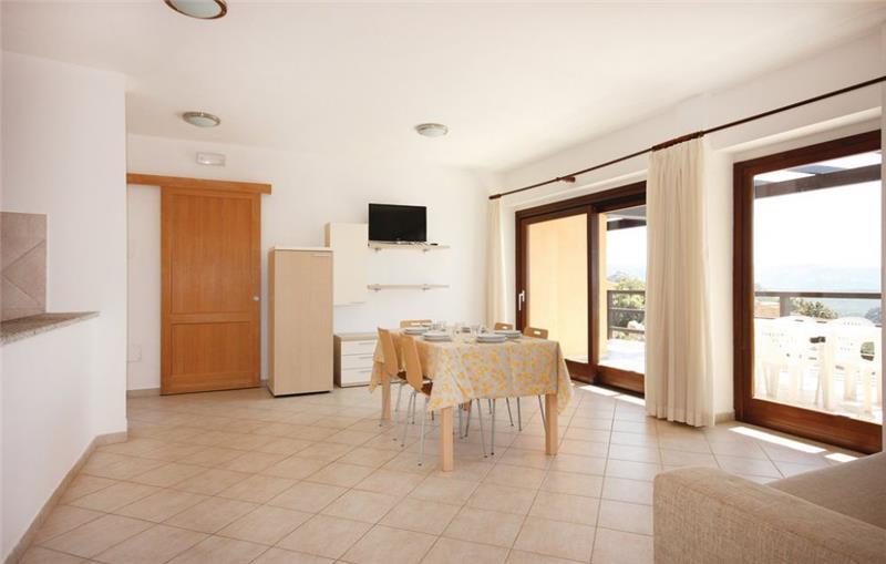 Sea-view villa in Sardinia, photograph 11