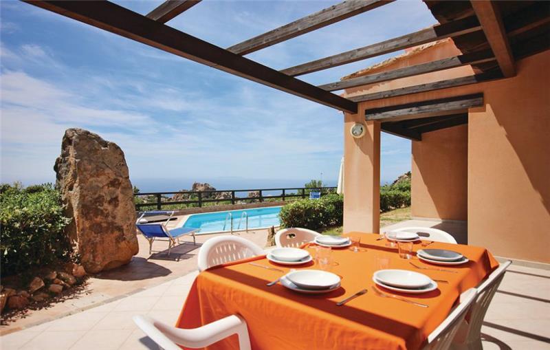 Sea-view villa in Sardinia, photograph 6