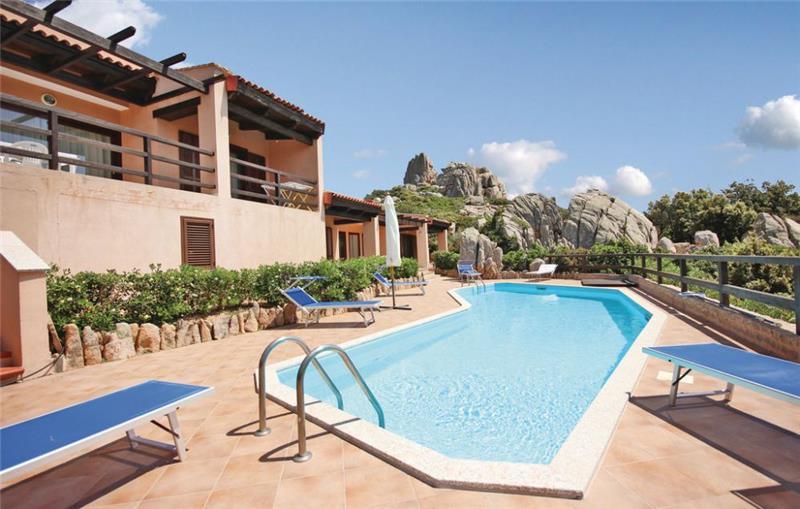 Sea-view villa in Sardinia, photograph 26