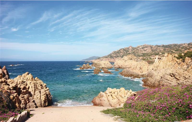 Sea-view villa in Sardinia, photograph 9