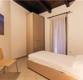 3 Bedroom Apartment with Pool in Costa Paradiso, sleeps 6-8