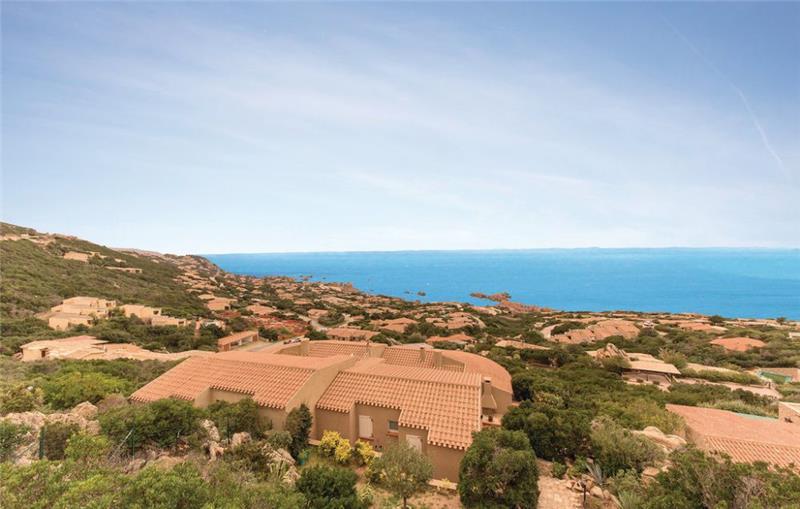 Villa in Sardinia, photograph 9