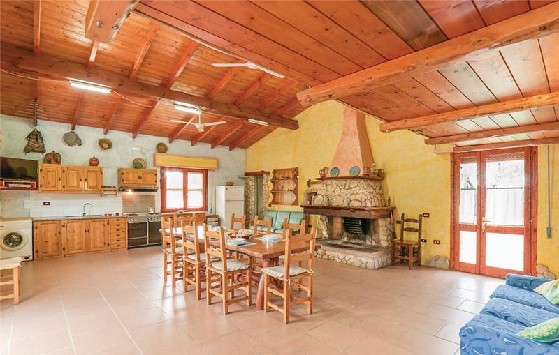 Villa in Sardinia, photograph 6
