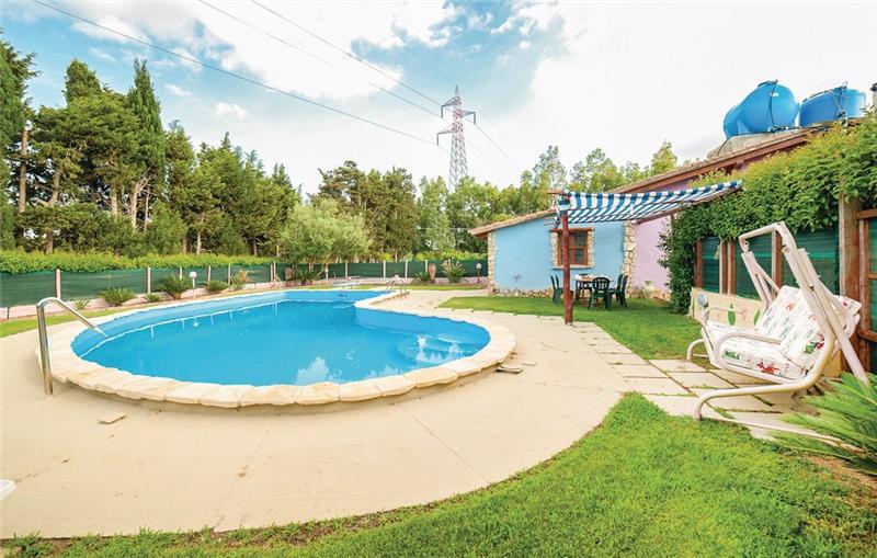 Villa in Sardinia, photograph 1