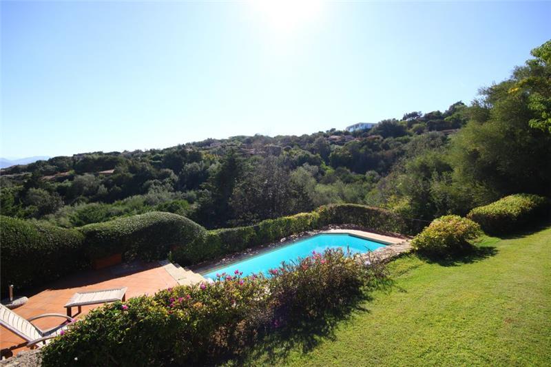 Sea-view villa in Sardinia, photograph 23