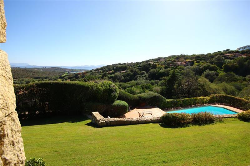 Sea-view villa in Sardinia, photograph 24