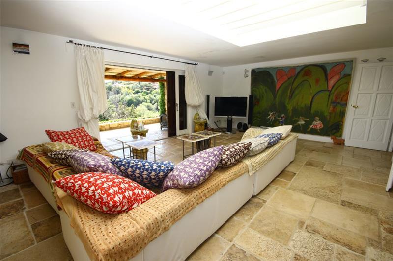 Sea-view villa in Sardinia, photograph 6