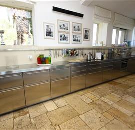 Luxury 5 Bedroom Villa with Pool and Sea Views in Pevero, Porto Cervo, sleeps 10