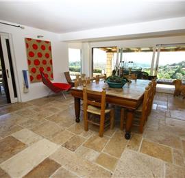 Luxury 5 Bedroom Villa with Pool and Sea Views in Pevero, Porto Cervo, sleeps 10