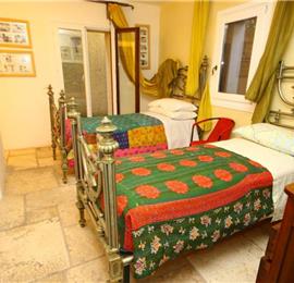 Luxury 5 Bedroom Villa with Pool and Sea Views in Pevero, Porto Cervo, sleeps 10