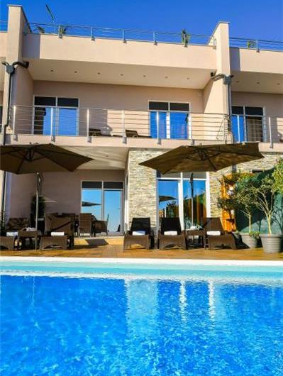 4 Bedroom Villa with Pool and Sea Views in Pobri near Opatija, sleeps 8