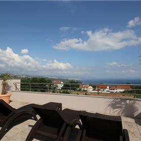 4 Bedroom Villa with Pool and Sea Views in Pobri near Opatija, sleeps 8