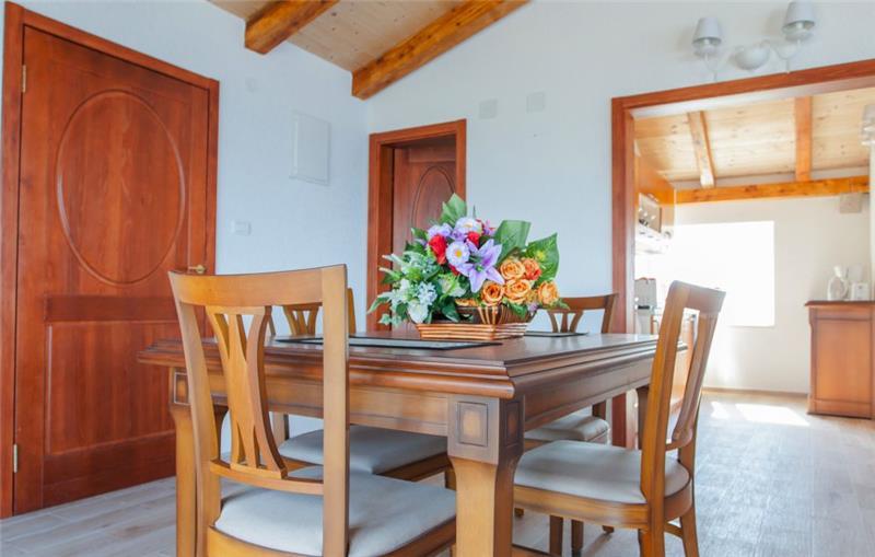 Sea-view villa in Krstac, photograph 16