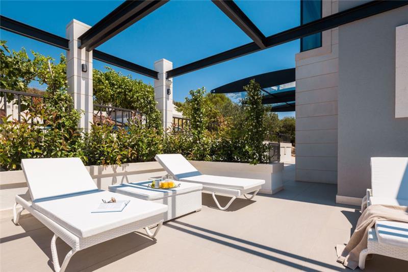 Beachfront villa in Ciovo, photograph 7