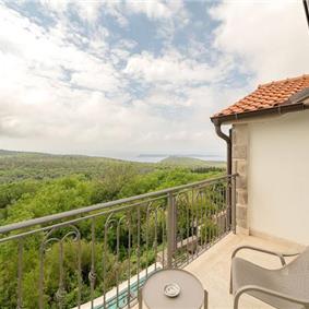 Studio Apartment with Shared Pool in Kotor Bay, Montenegro, Sleeps 2-3