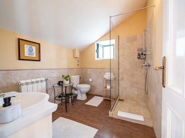 Studio Apartment with Shared Pool in Kotor Bay, Montenegro, Sleeps 2-3