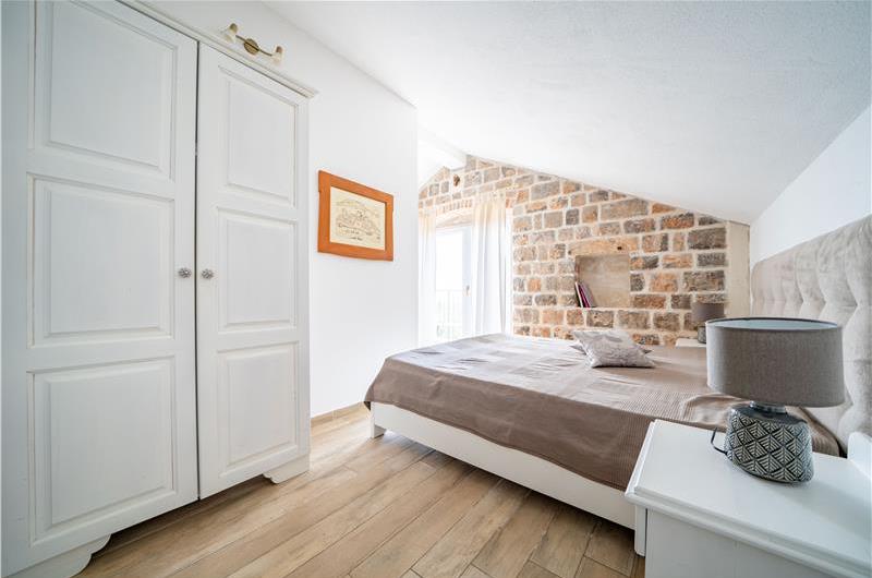 Studio Apartment with Shared Pool in Kotor Bay, Montenegro, Sleeps 2-3