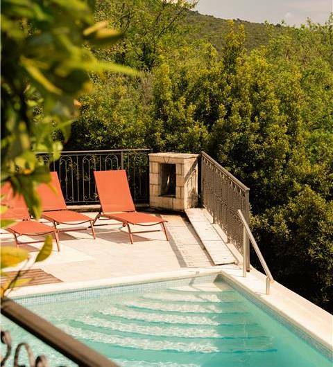 Studio Apartment with Shared Pool in Kotor Bay, Montenegro, Sleeps 2-3