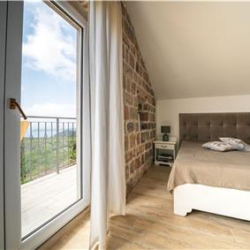 2 Bedroom Apartment with Shared Pool in Kotor Bay, Montenegro, Sleeps 4