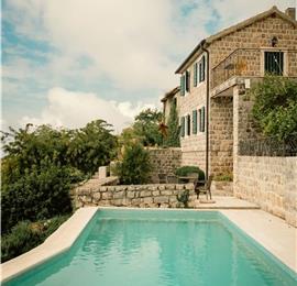 2 Bedroom Apartment with Shared Pool in Kotor Bay, Montenegro, Sleeps 4