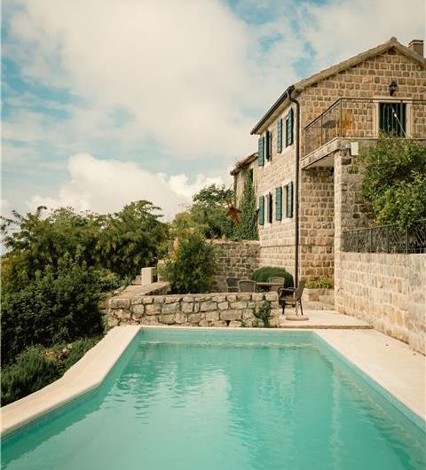 2 Bedroom Apartment with Shared Pool in Kotor Bay, Montenegro, Sleeps 4