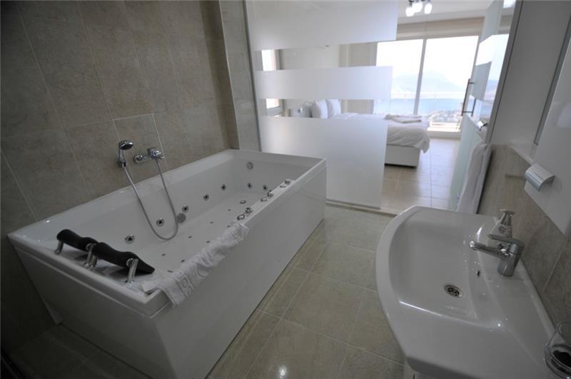 Sea-view villa in Kalkan, photograph 17