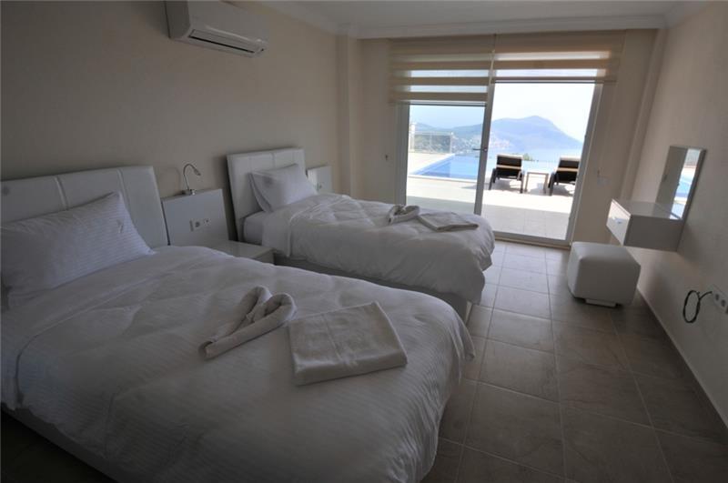 Sea-view villa in Kalkan, photograph 14
