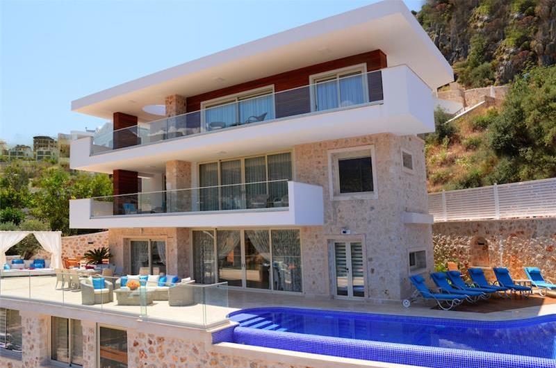 6 Bedroom Villa with Pool in Kisla near Kalkan, Sleeps 12