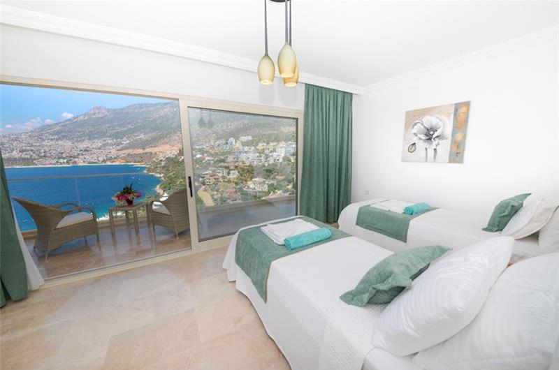 6 Bedroom Villa with Pool in Kisla near Kalkan, Sleeps 12