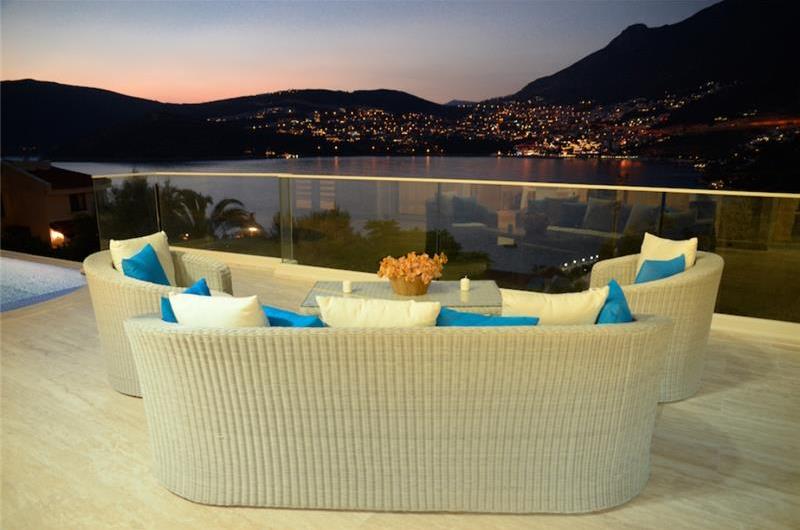 6 Bedroom Villa with Pool in Kisla near Kalkan, Sleeps 12