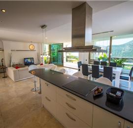 4 Bedroom Villa with Pool in Kalkan, Sleeps 8
