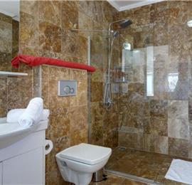 6 Bedroom Villa with Pool in Kalkan, sleeps 12