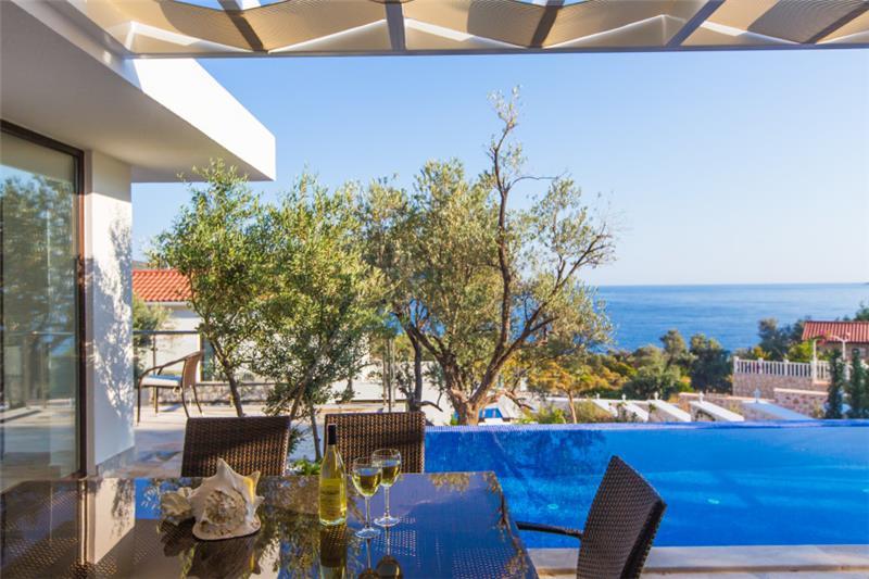 Sea-view villa in Kalkan, photograph 16