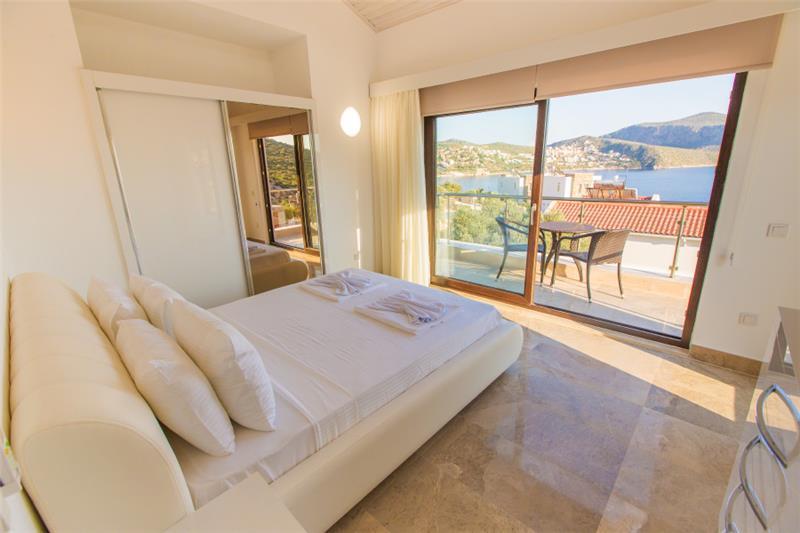 Sea-view villa in Kalkan, photograph 13