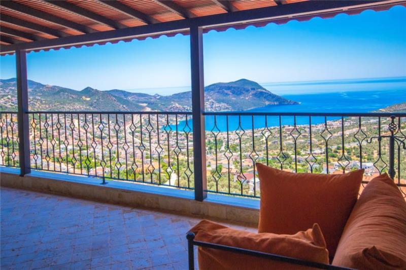 Sea-view villa in Kalkan, photograph 4