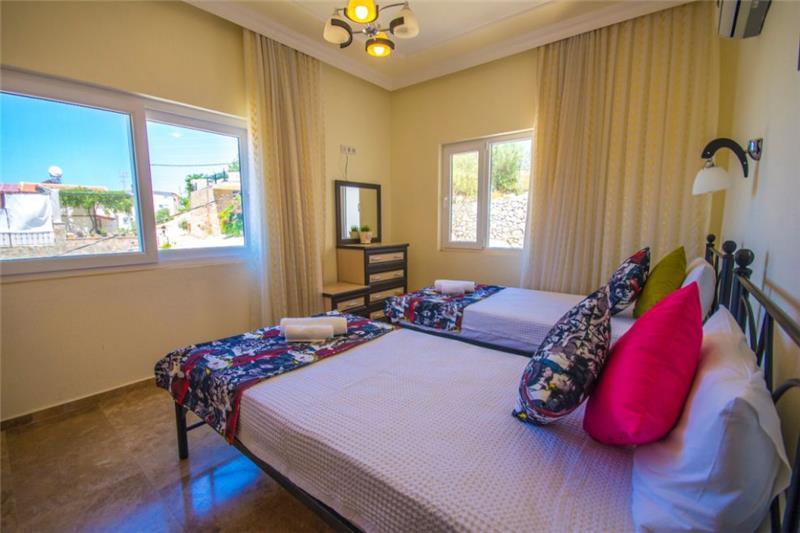 Sea-view villa in Kalkan, photograph 26