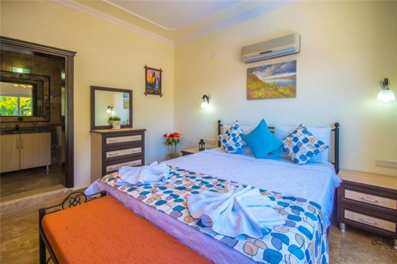 Sea-view villa in Kalkan, photograph 20