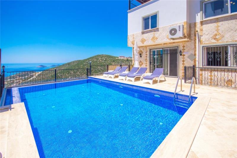 Sea-view villa in Kalkan, photograph 34