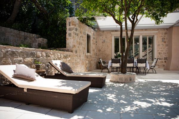Sea-view villa in Hvar Town, photograph 8