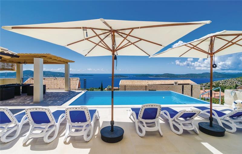 The pool terrace at Brsečine, looking over the sea