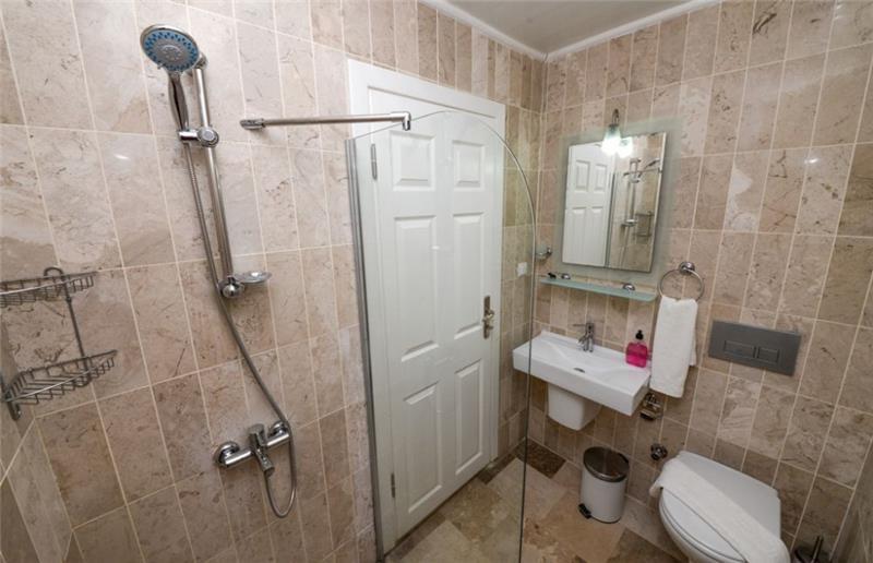 7 Bedroom Villa with Pool in Kalkan, Sleeps 14