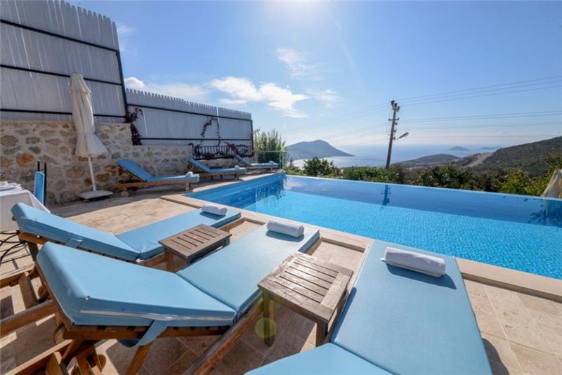 Sea-view villa in Kalkan, photograph 30