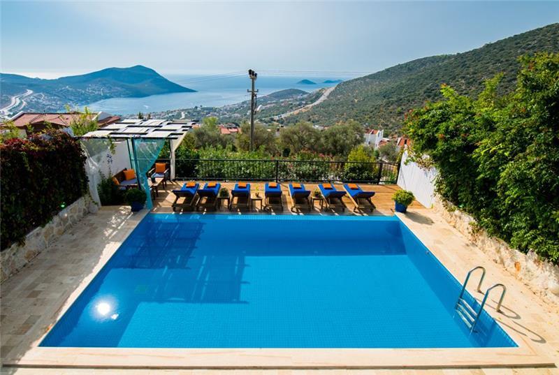 Sea-view villa in Kalkan, photograph 1