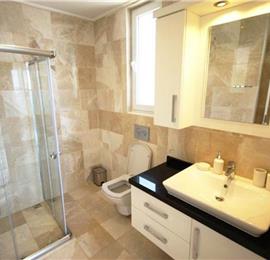 6 Bedroom Villa with Pool in Kalkan, Sleeps 13