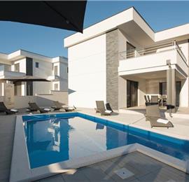3 Bedroom Villa with Pool in Razanj, sleeps 6