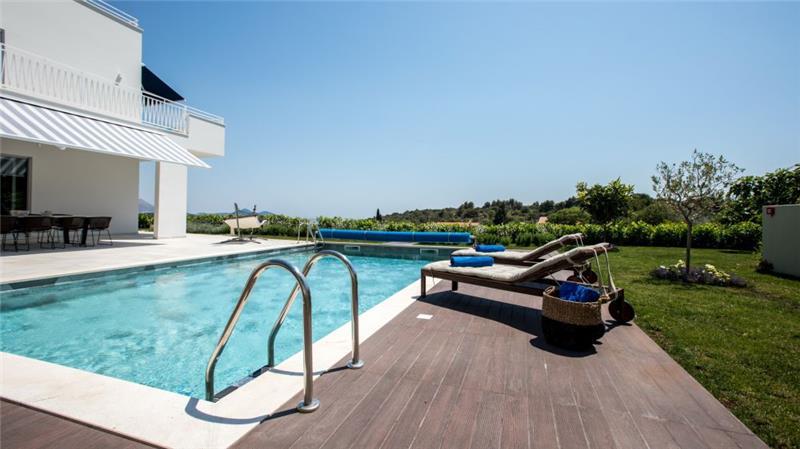 Sea-view villa in Orasac, photograph 2